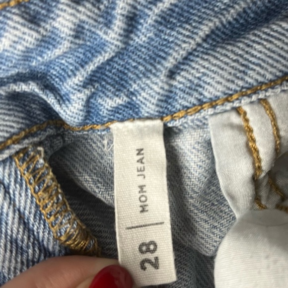 Pacsun Ripped Mom Jeans - Picture 6 of 6